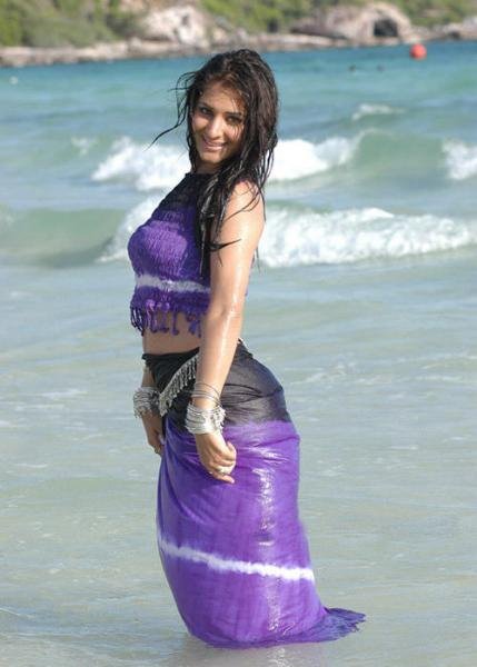 [Gauri+Munjal.bmp]