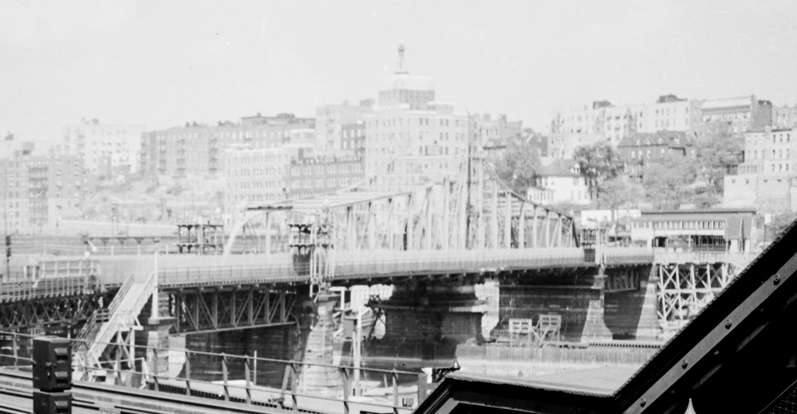 War of Yesterday Riding the El 4 155th St