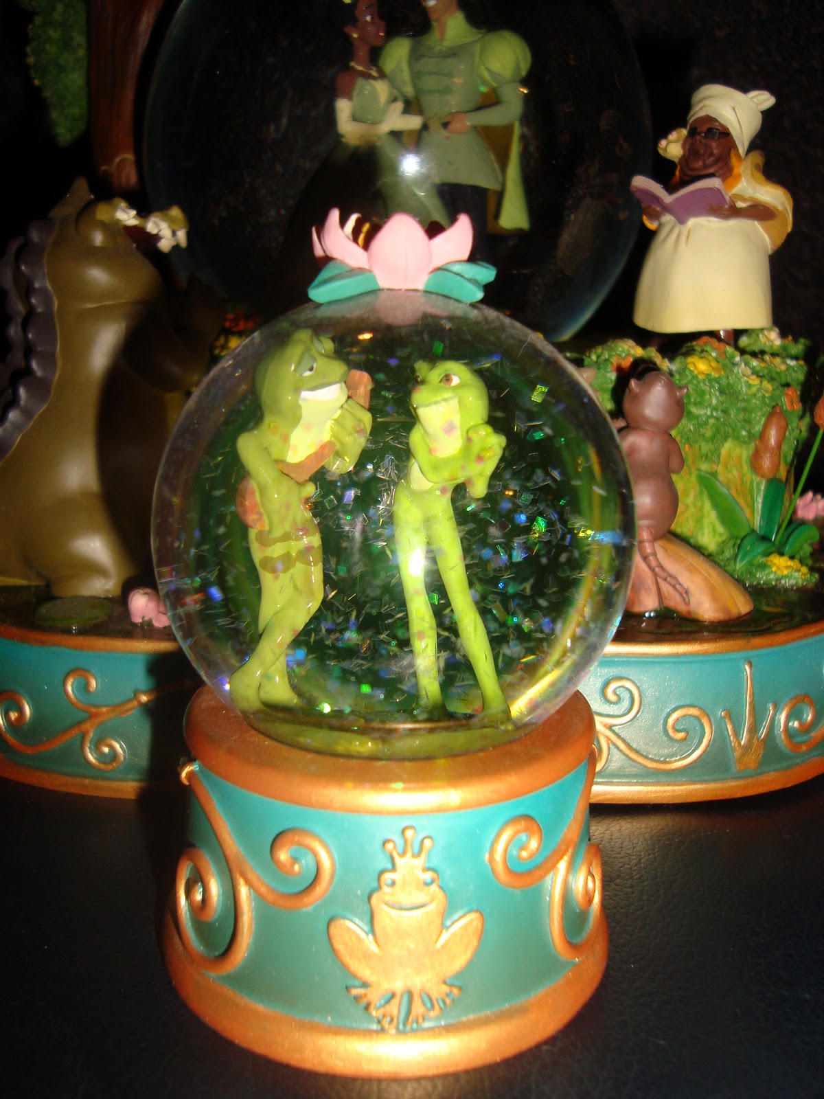 Disney Pixar Fanatics: The Princess and The Frog Collection