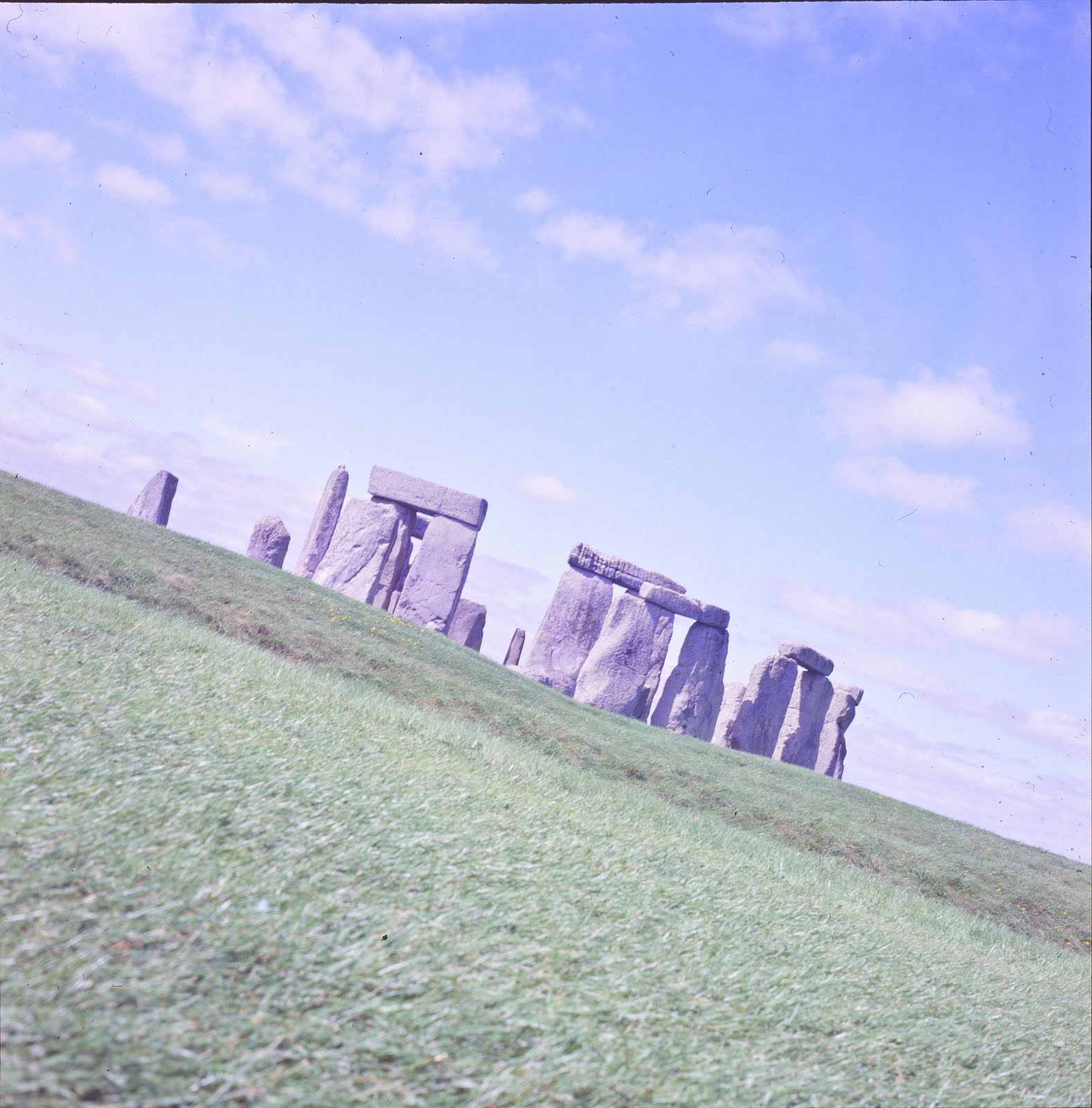 [stonehenge+120-2.jpg]