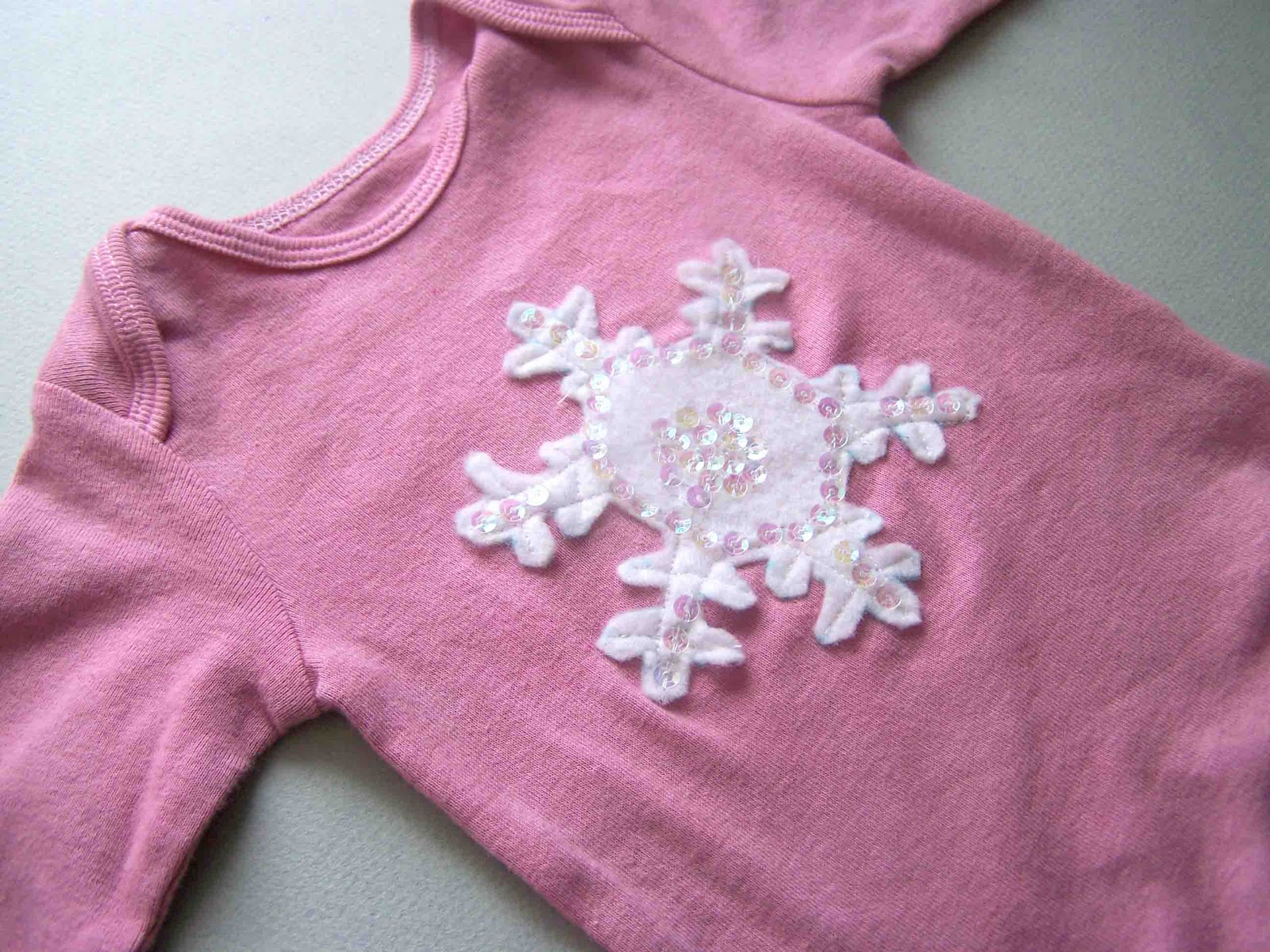 Made by Me. Shared with you.: Holiday Baby Bodysuits