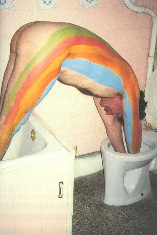 [wtf_toilet_rainbow.jpg]