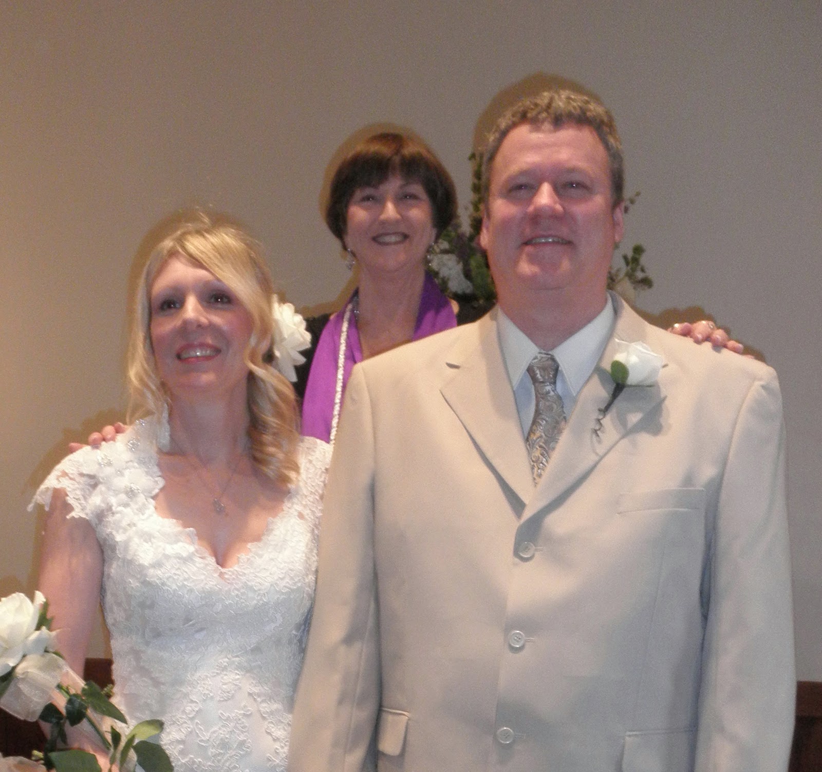 Raleigh Wedding Blog: Happy, Rainy, Facebook Wedding for Tracey and Chris!