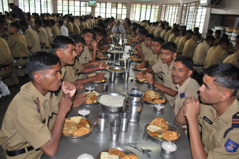 Cadets in the Mess -Hoysala Table
