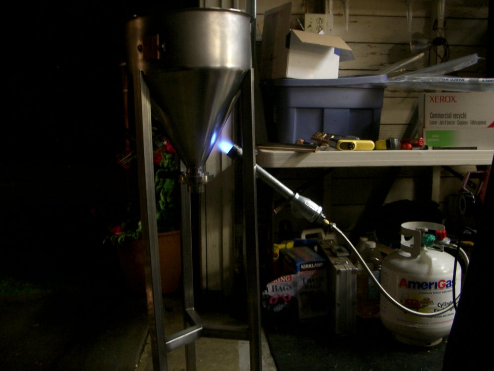 [burner+in+action+on+conical.jpg]