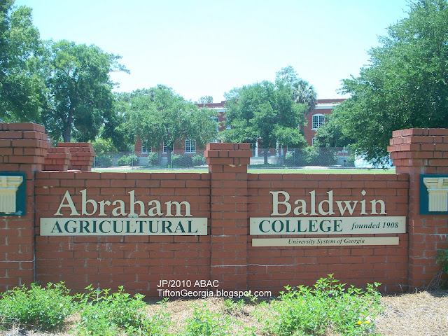 Abac College 119