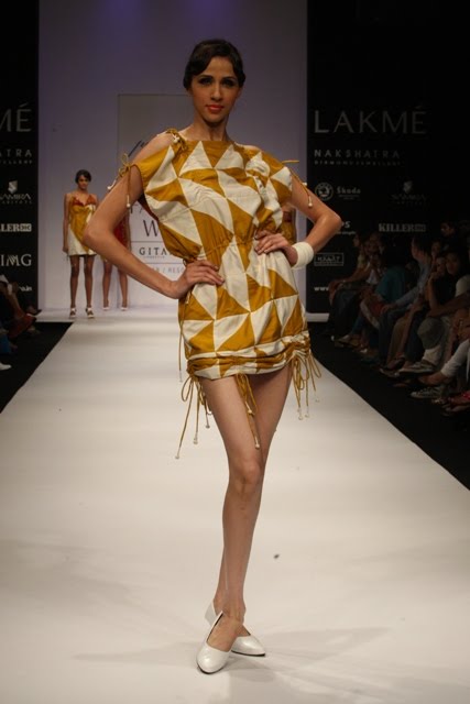 Shotcouture: Lakme Fashion Week Winter Festive 2010 - Preview Purvi ...