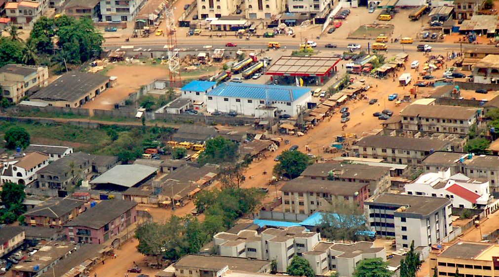 [lagos1.jpg]