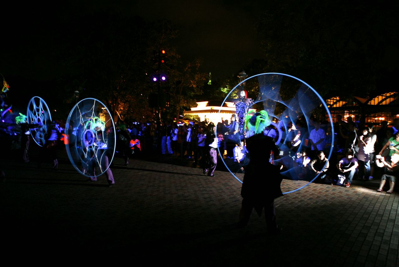 [hkdlhalloween17.jpg]