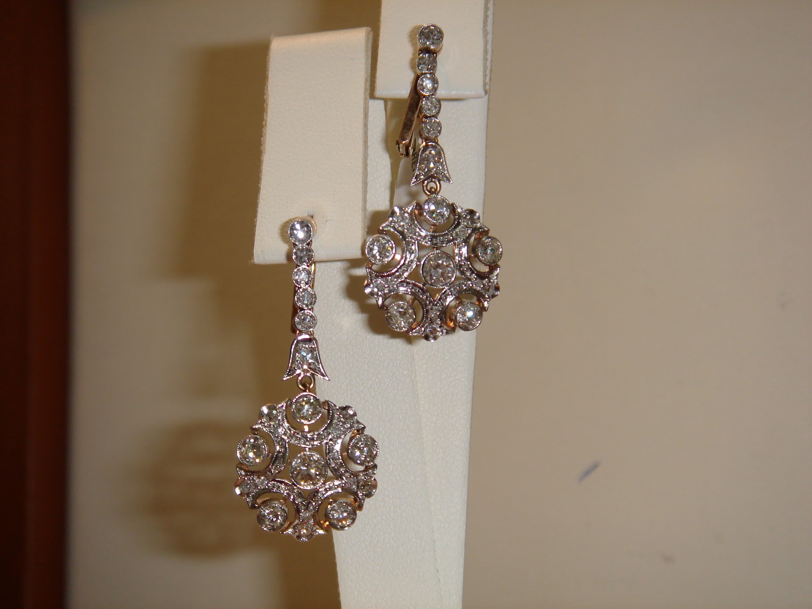 COMPRAVENTA DE JOYAS ANTIGUAS Y DE OCASIÓN broche