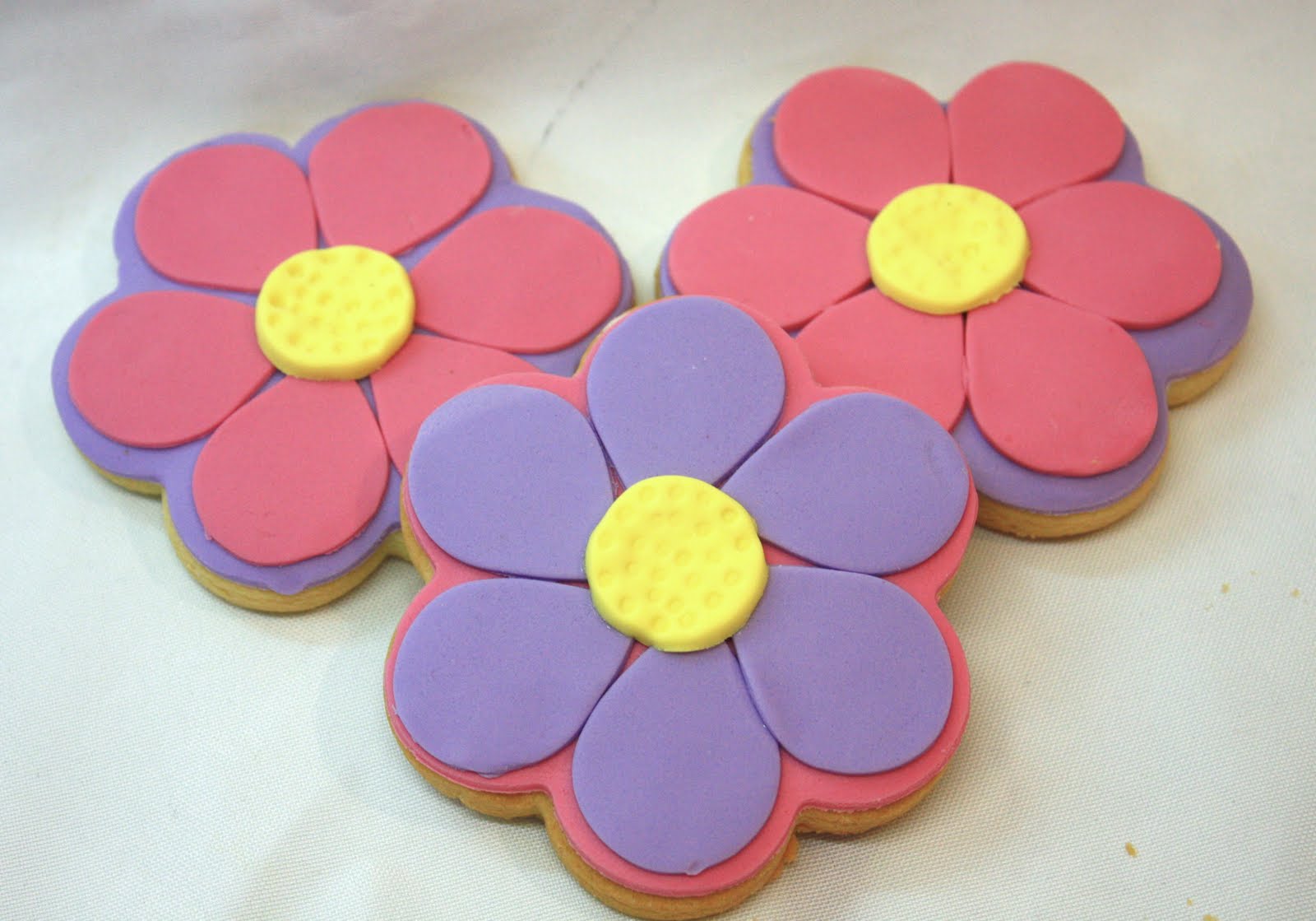 [Spring+Daisies.jpg]