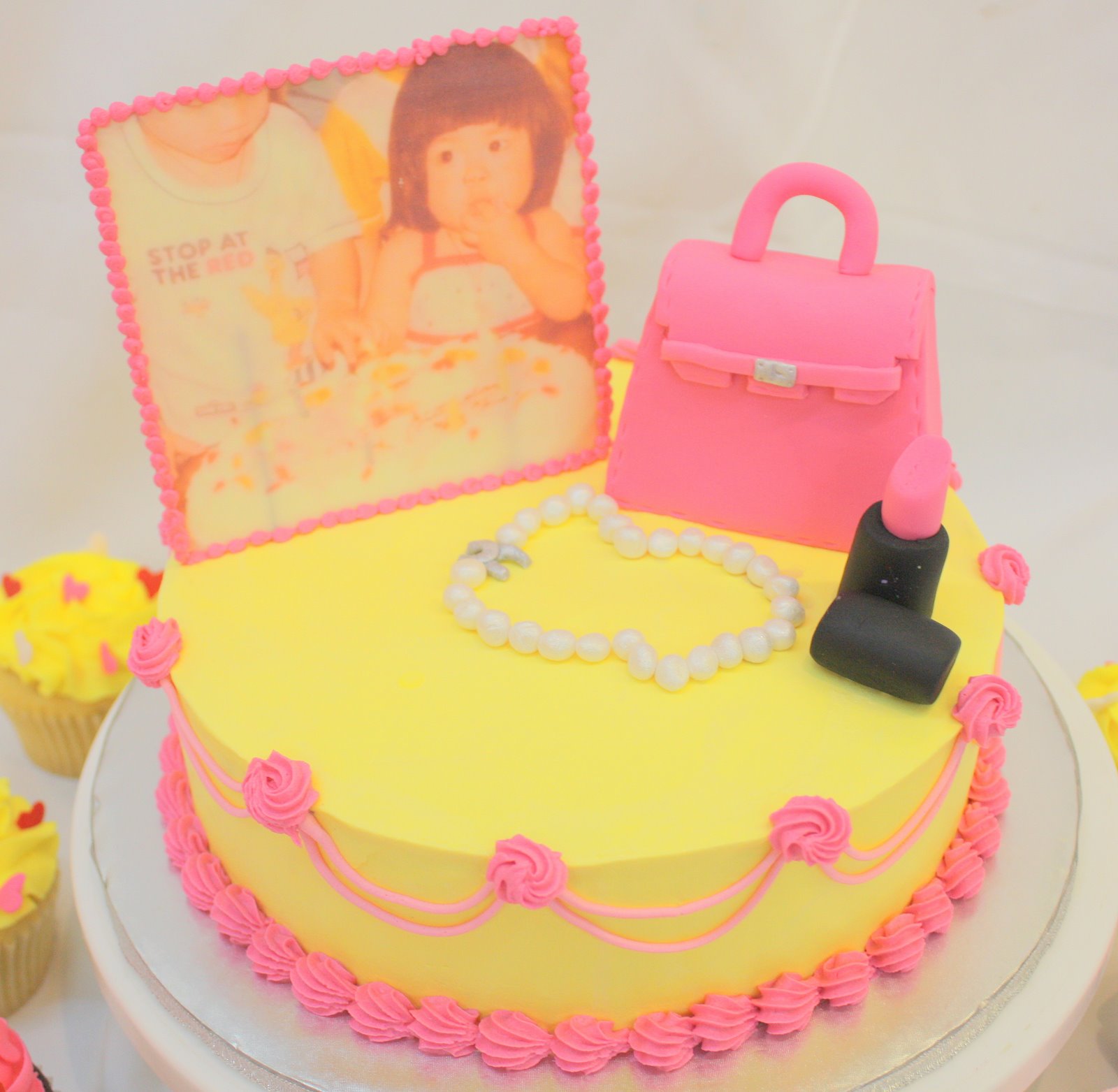 [CakeTopper-hermes.jpg]