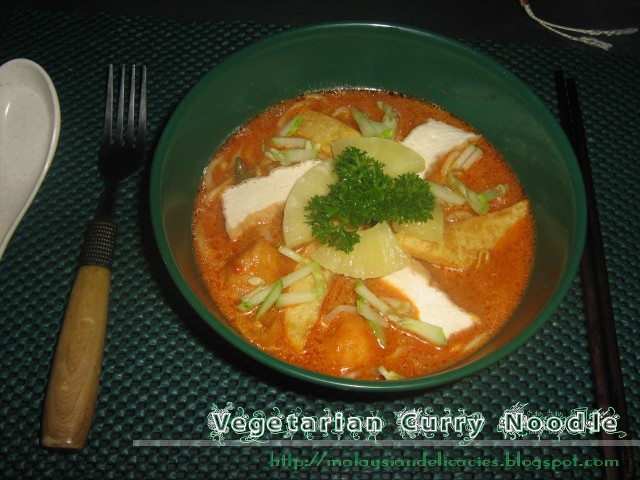 [vegetarian+mee+curry+002.JPG]