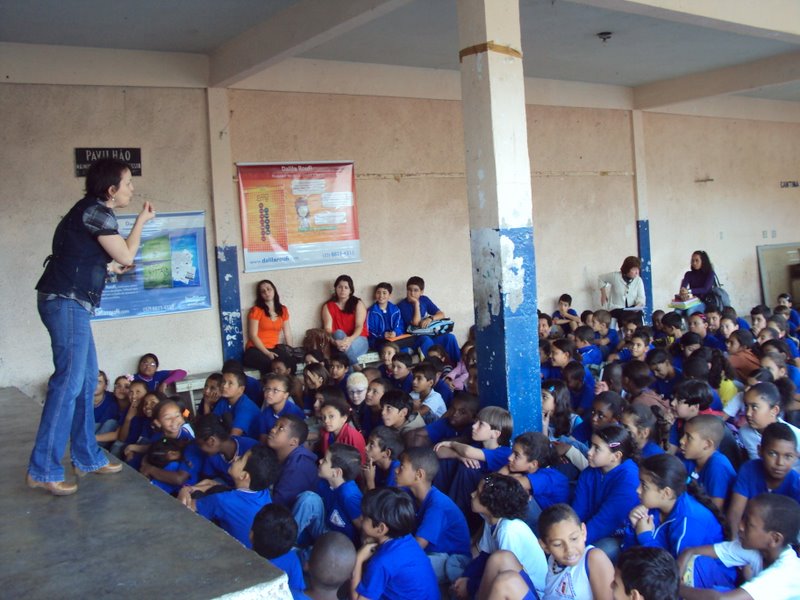 Dalila Roufi Escritora infantojuvenil Escola Estadual