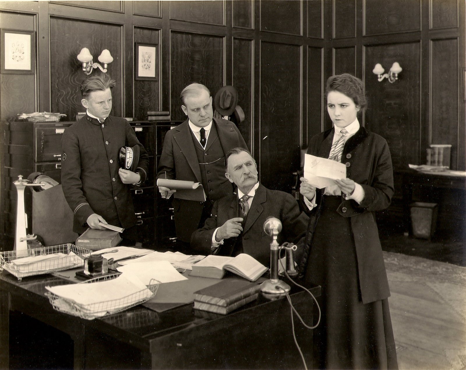 Who Are These Silent Hollywood Stars?: Who are these office actors?