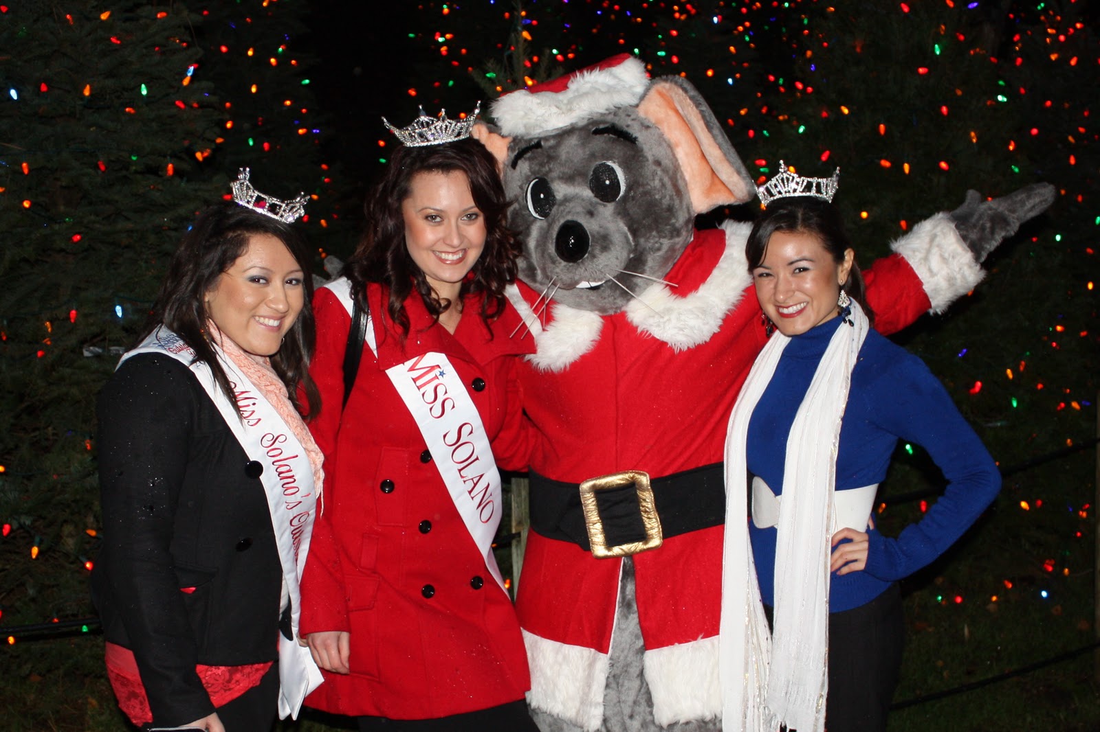 Miss Marin County 2011 Vallejo, CA Christmas Tree Lighting at Six