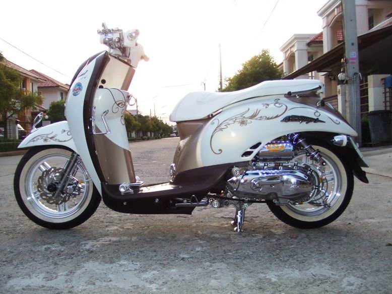 doctor matic klinik spesialis motor matic modifikasi honda scoopy berbagai aliran doctor matic klinik spesialis motor matic modifikasi honda scoopy berbagai aliran