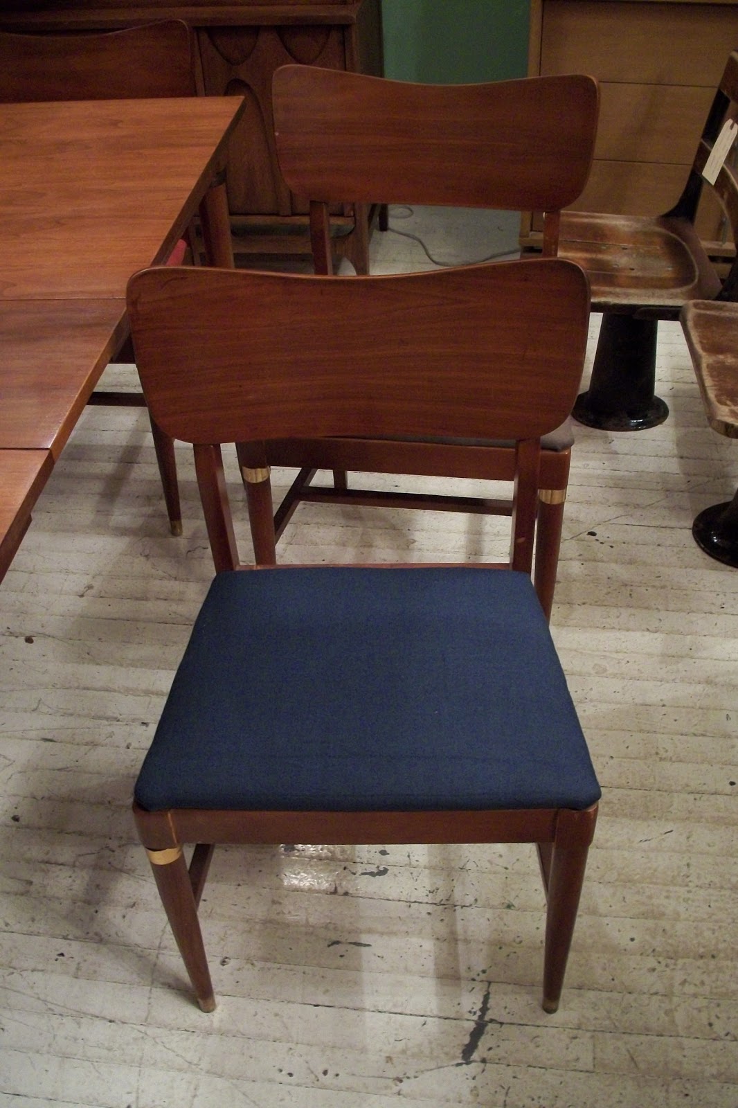 Mid Century Modern Chairs For Sale | Mid Century Modern Eames Era
