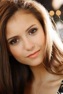 nina-dobrev-elena-gilbert.jpg