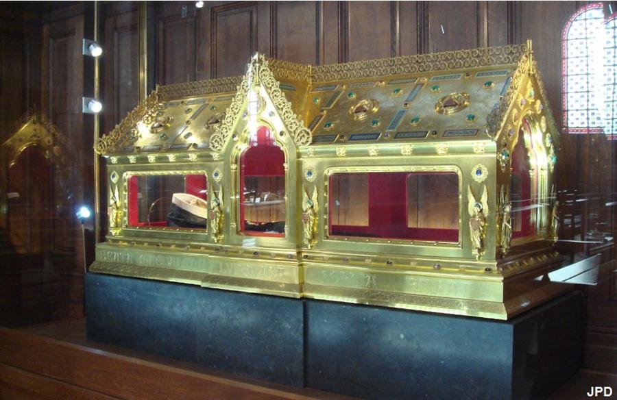 Parisbiseart Reliques à SaintFrançoisXavier