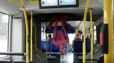 [superheroes_spider_bus.jpg]