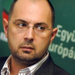 [kelemen_hunor+(1).jpg]