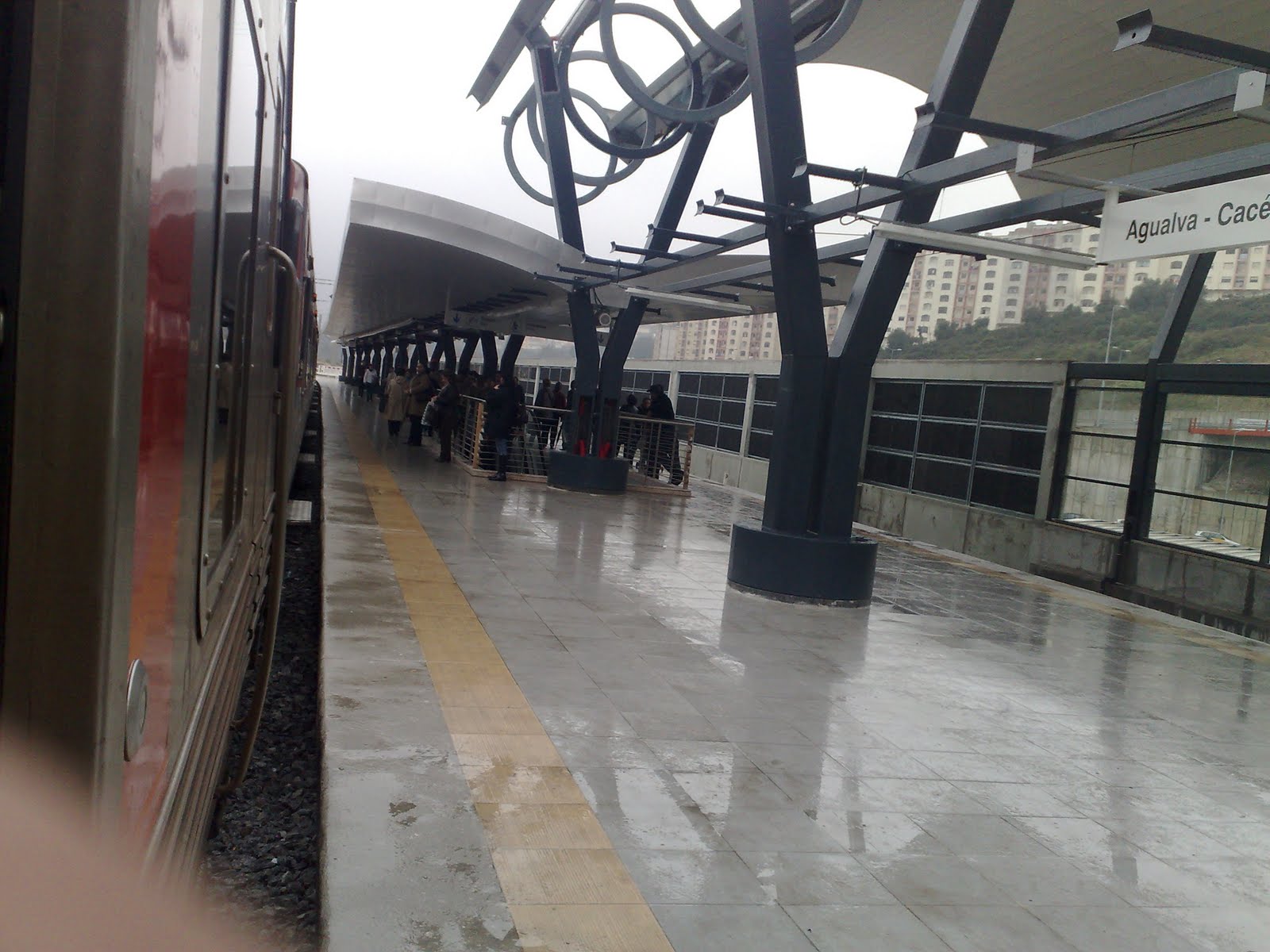 [Nova+gare+do+Cacém+(2).jpg]