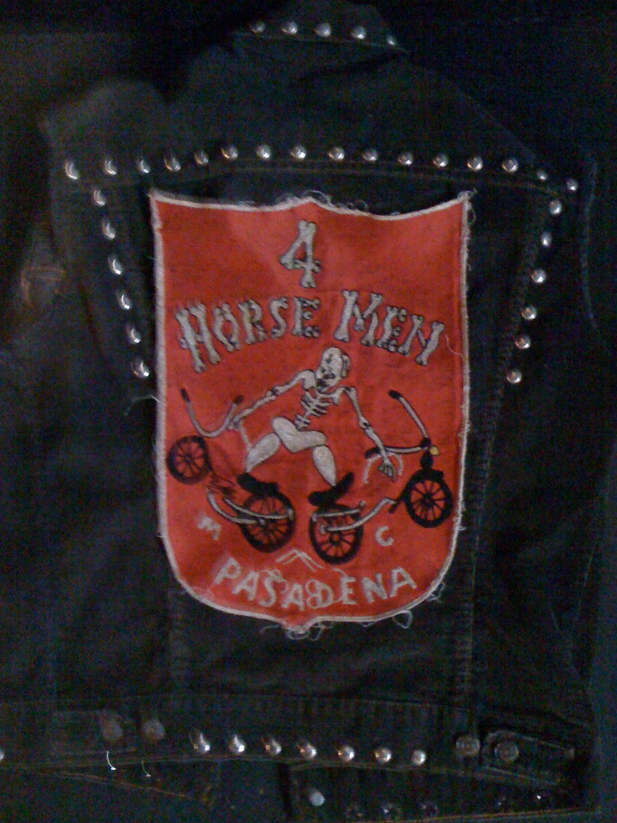 Jeff Decker: Pre patch, top & bottom rocker style