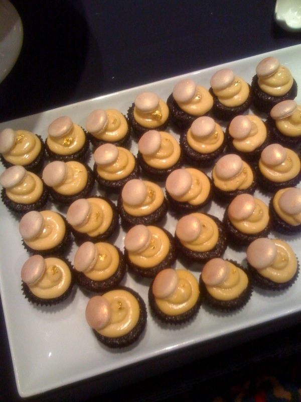 [cupcakes1.jpg]