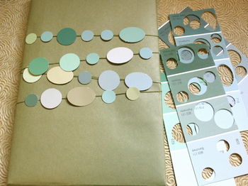 [circle+wrapping.jpg]