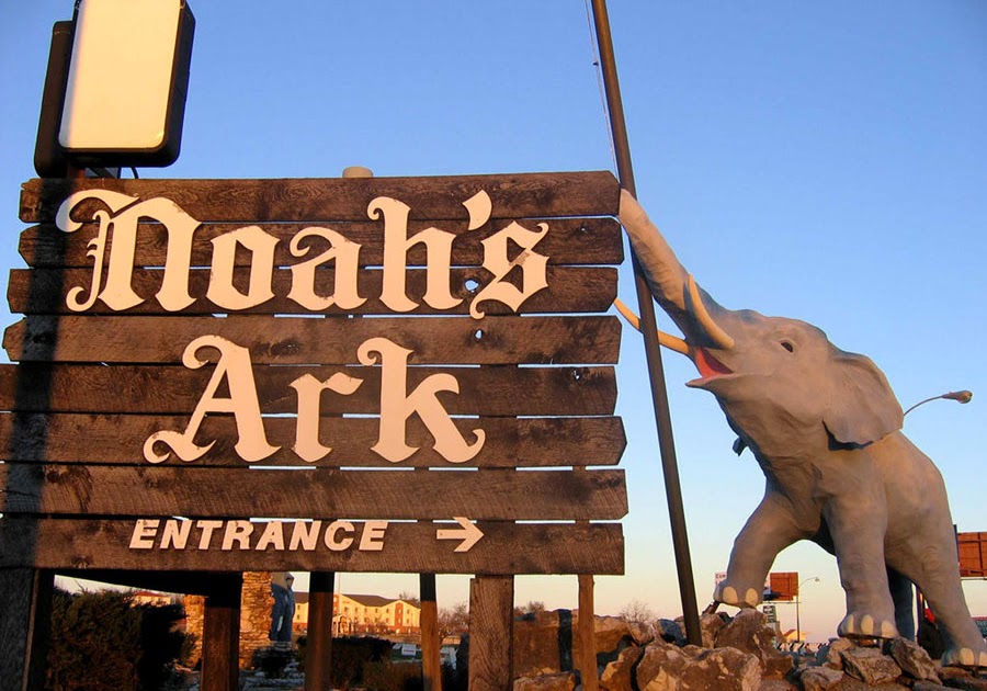 Neato Coolville NOAH'S ARK RESTAURANT ST CHARLES, MO