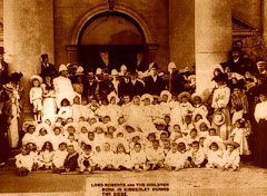 Lord Roberts with Kimberley children born during the Siege.