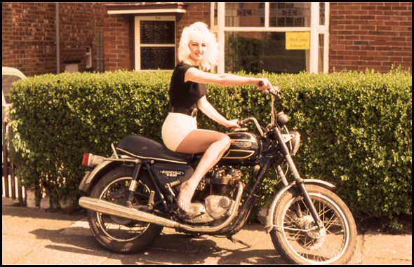 triumph motorcycles for women