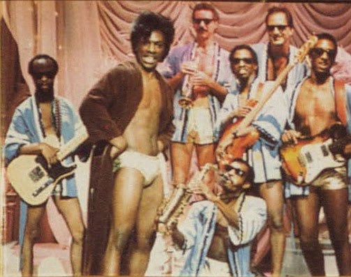 [eddie-murphy-as-james-brown2.jpg]