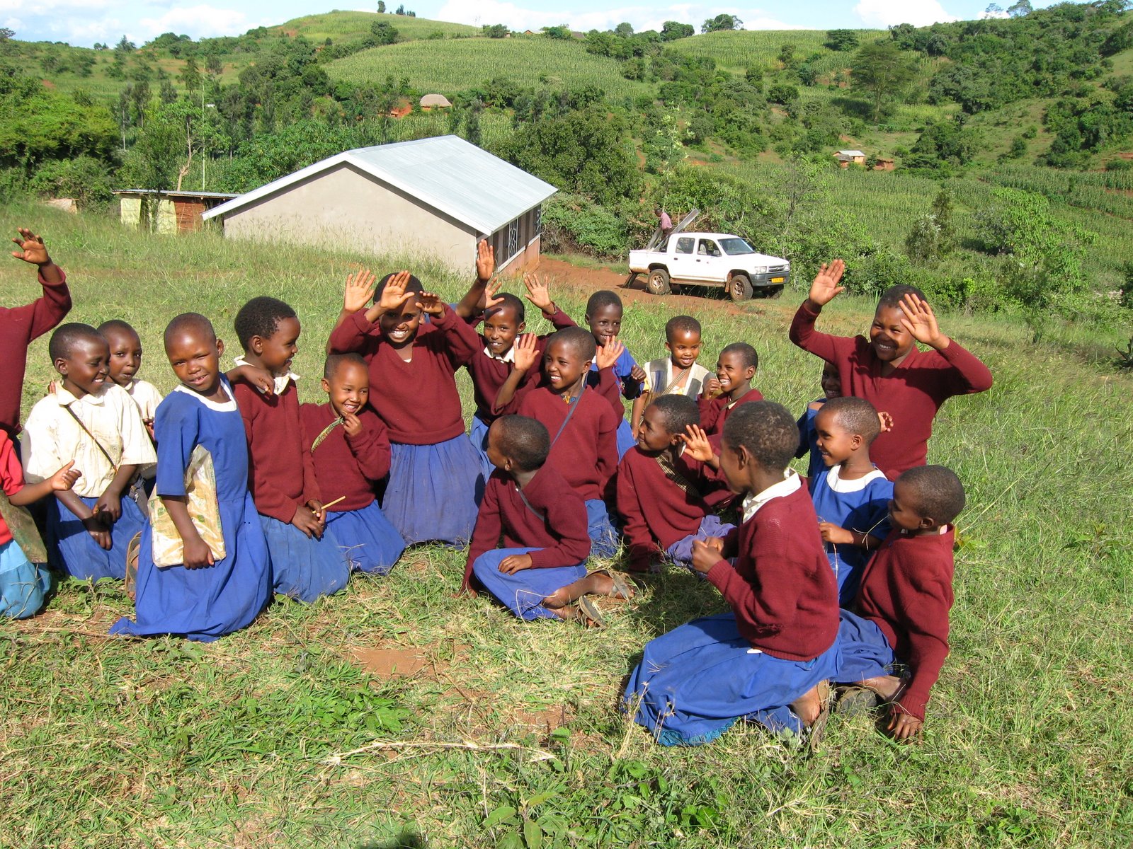 [kids+&+gutters+in+background.JPG]