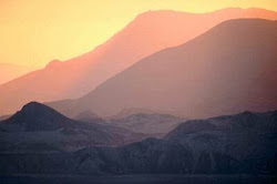 perspective atmospheric landscapes illusion landscape space aerial painting atmosphere winter digital maggie fields wetcanvas artschool learning artist appreciating project weebly