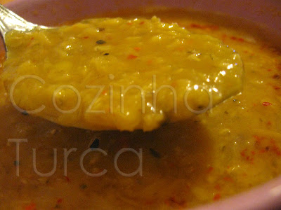 Sopa Aromática de Lentilhas (Mahluta Çorbası)