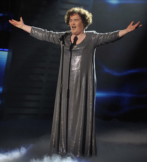 [susan-boyle-on-stage.jpg]