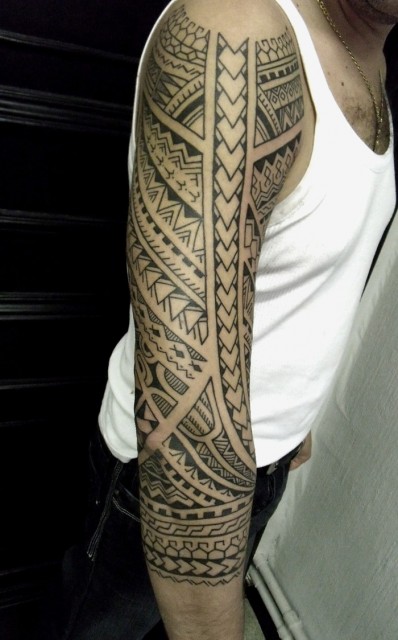 mechanical arm tattoo designs Tribal tattoos for men can be craved on back