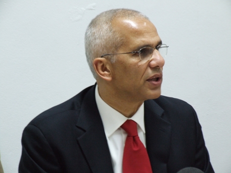 [Prof.Rui+Santos.jpg]