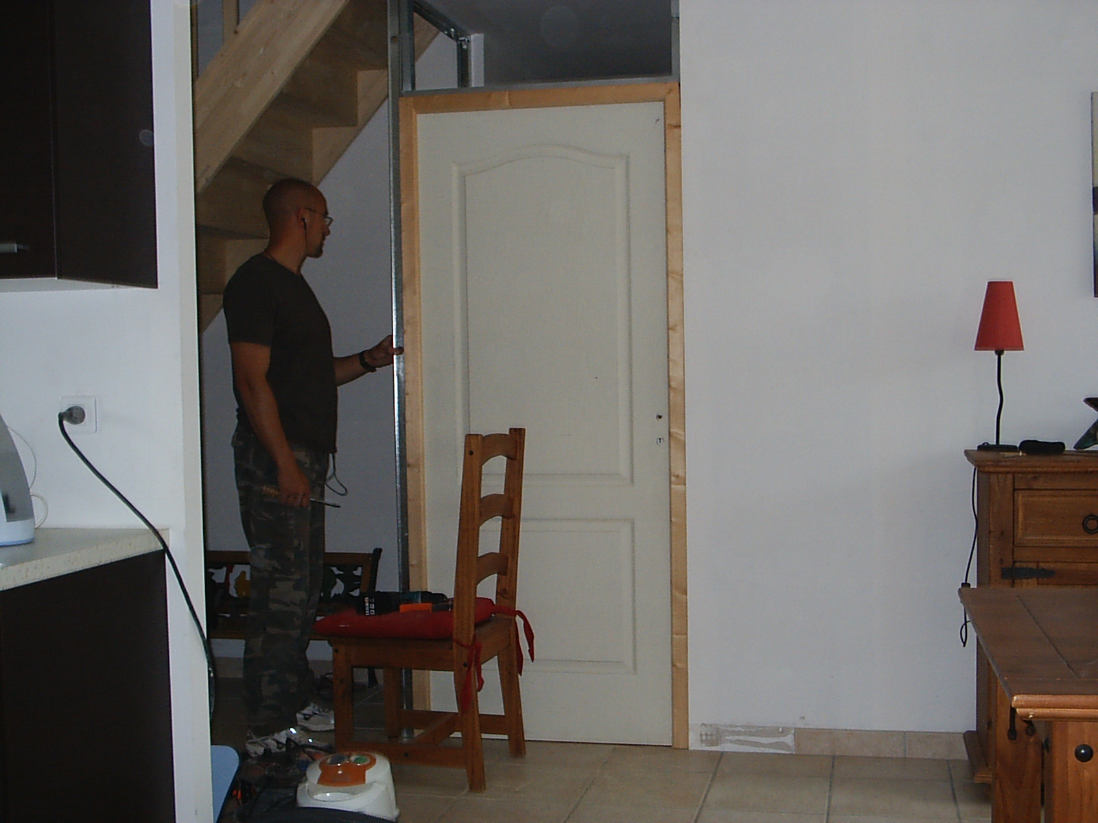 [S2010037.JPG]