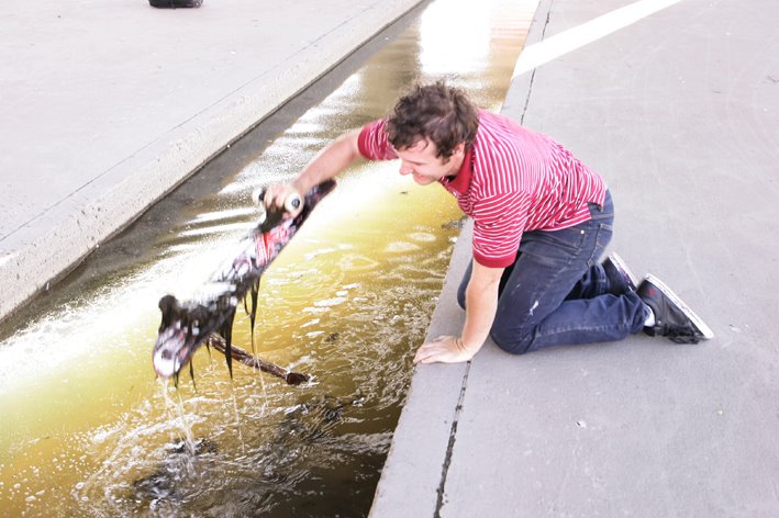 [Fishing+for+goldLR_1.jpg]