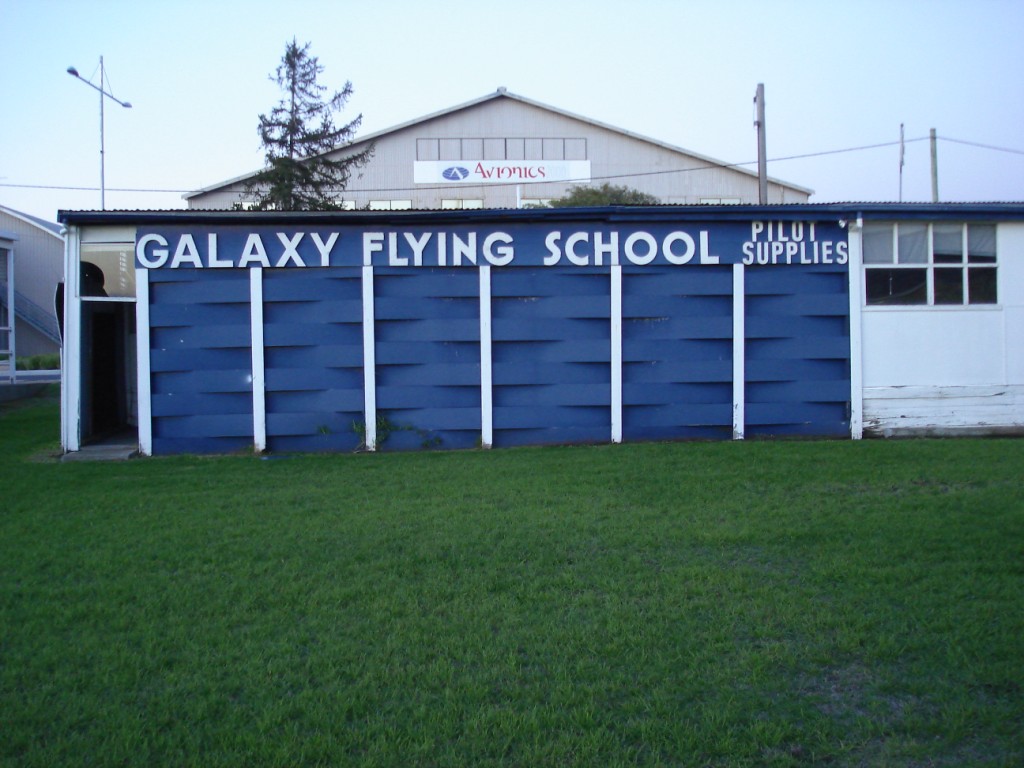 [flight+schools+(2).JPG]