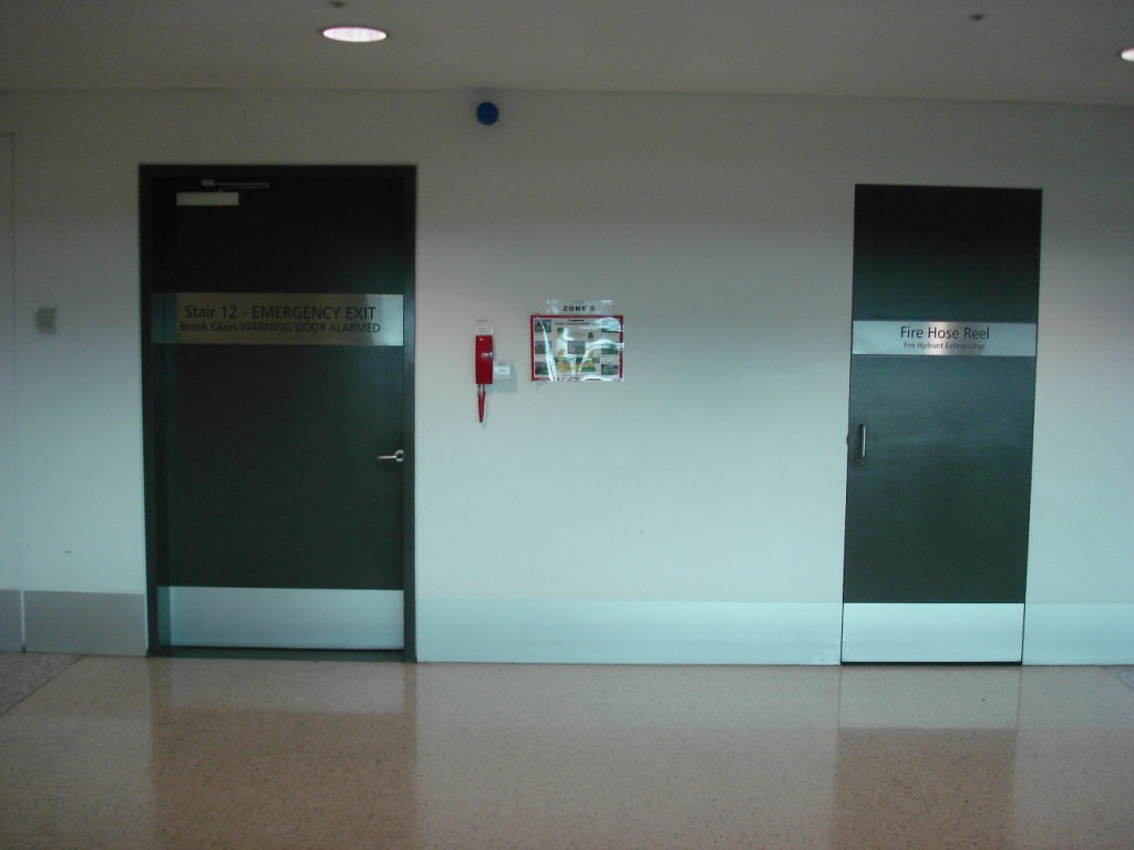 [airport+(3).JPG]