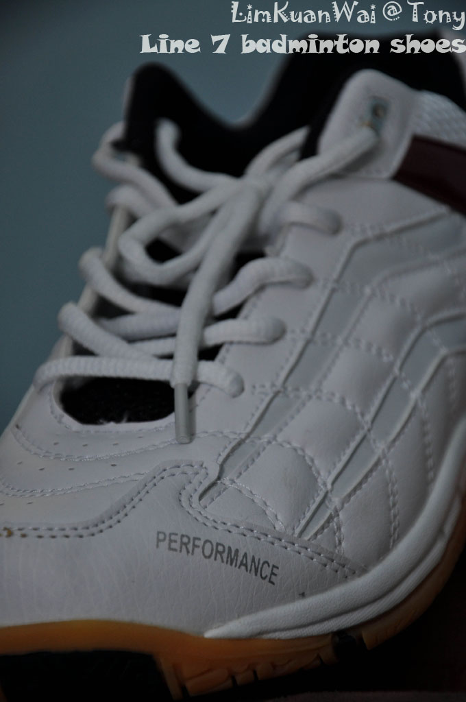 line 7 badminton shoes