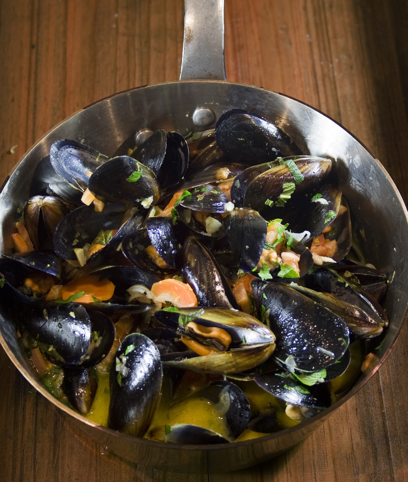 The Food Collective Raving Recipes Mussels Moules A La Pulbah!