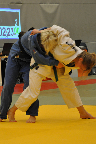[judo hip throw attempt.jpg]