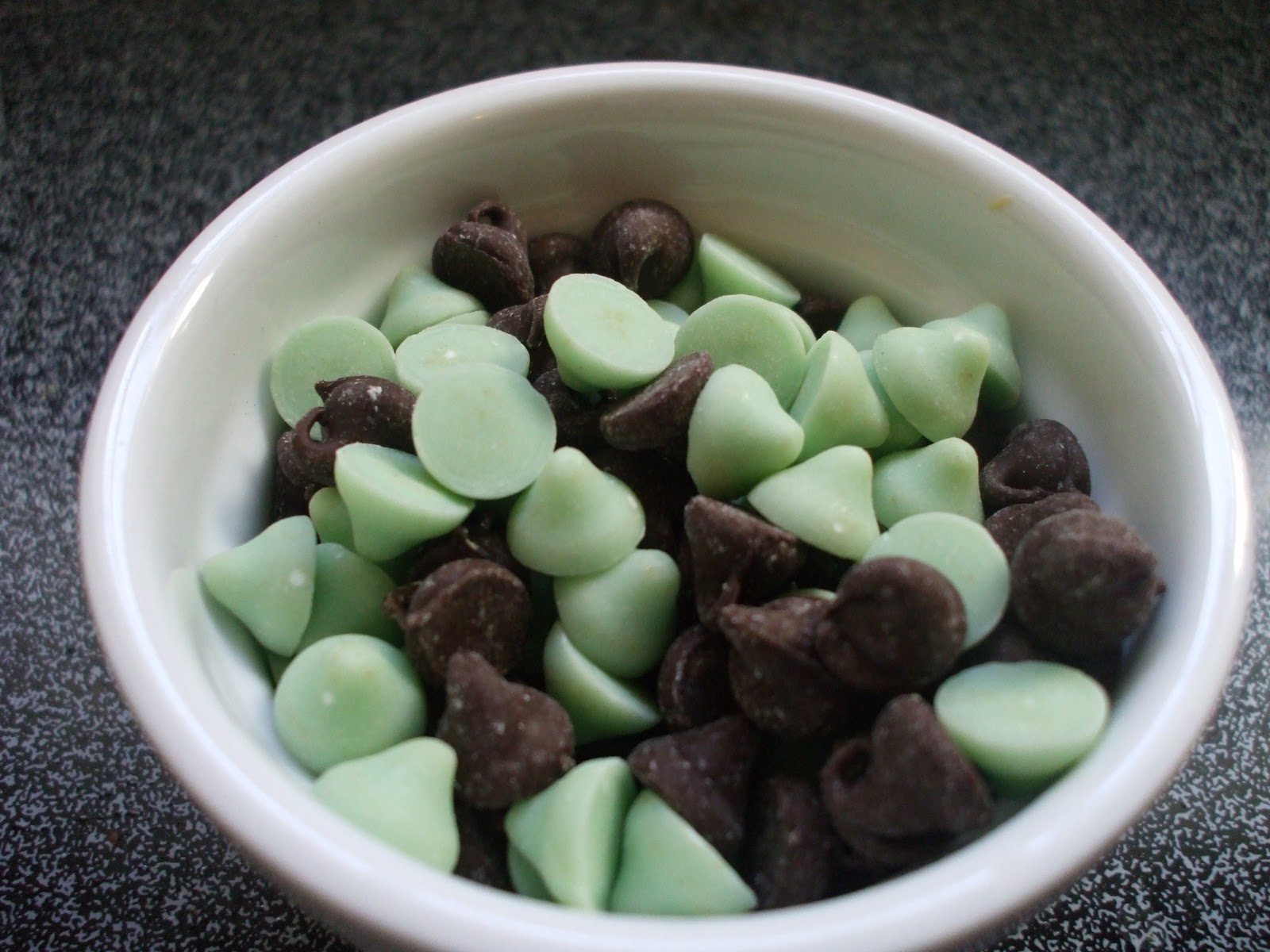 Sinful Sundays Mint Chocolate Chip Cookies
