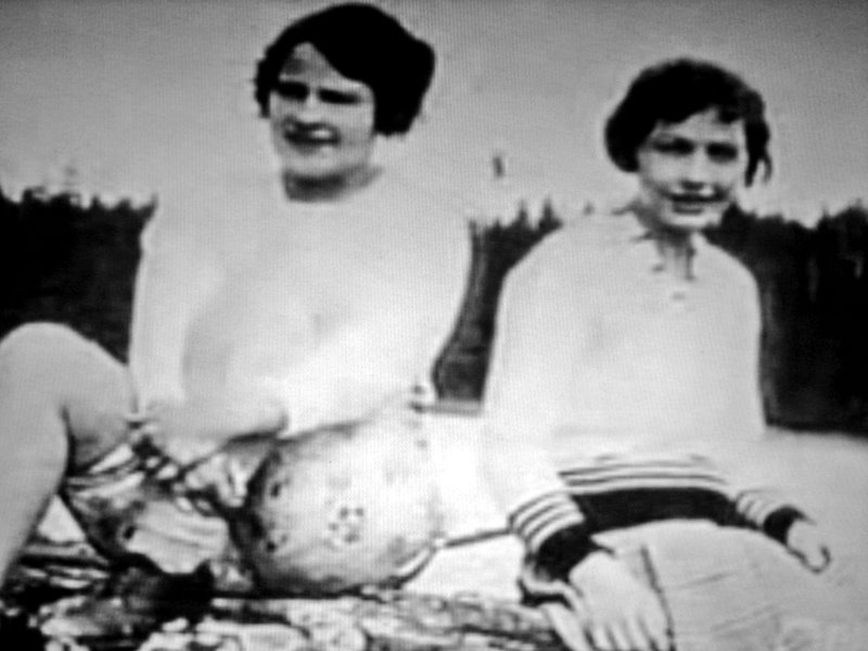 [Winnie+y+Hedvig.JPG]