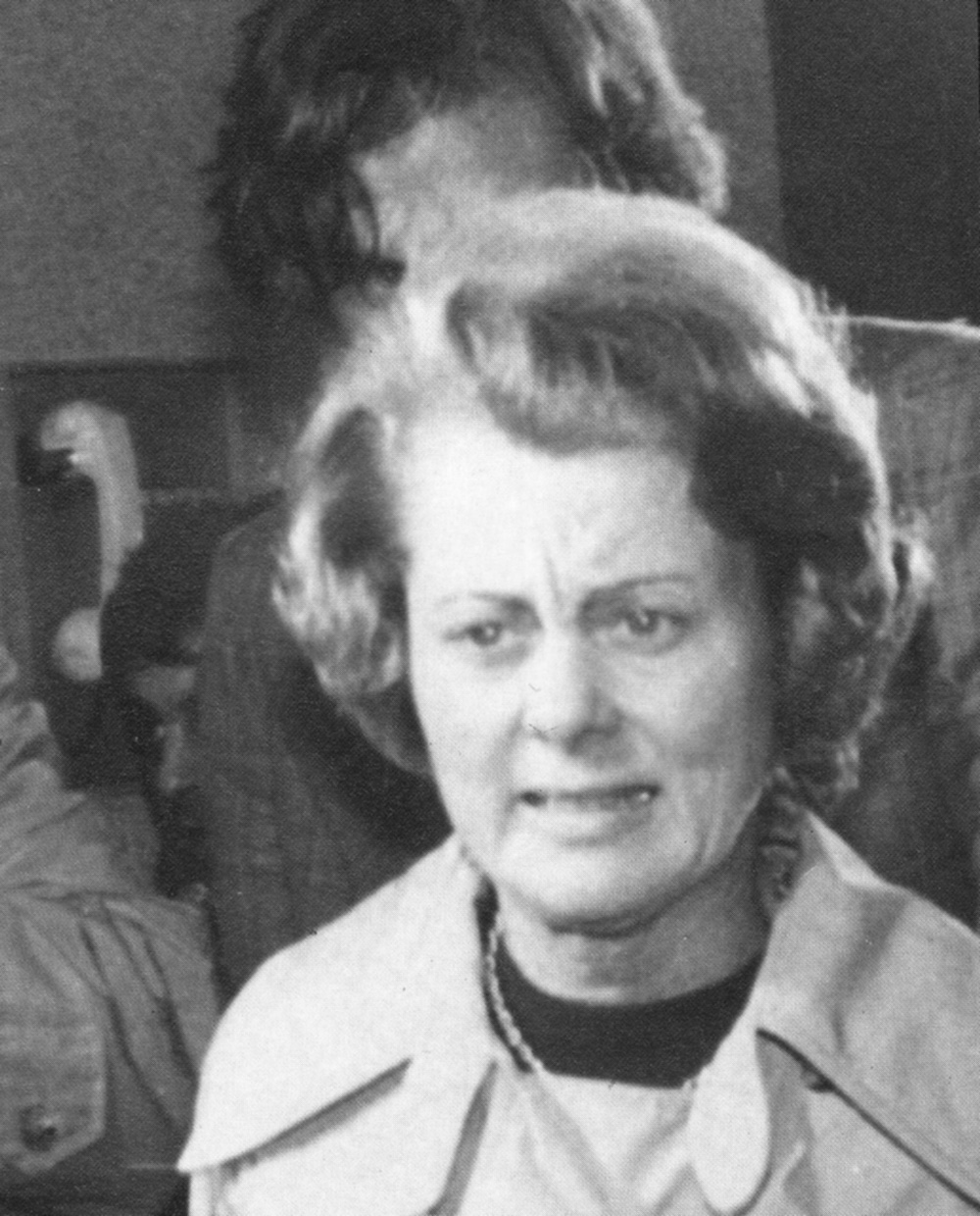 [Jean+Harris+(007).jpg]